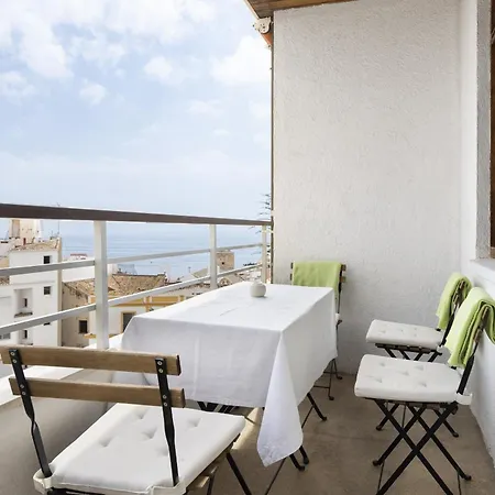 Prime Location With Seaviews In アパート *