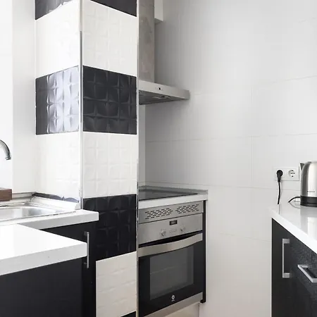 Prime Location With Seaviews Appartement *