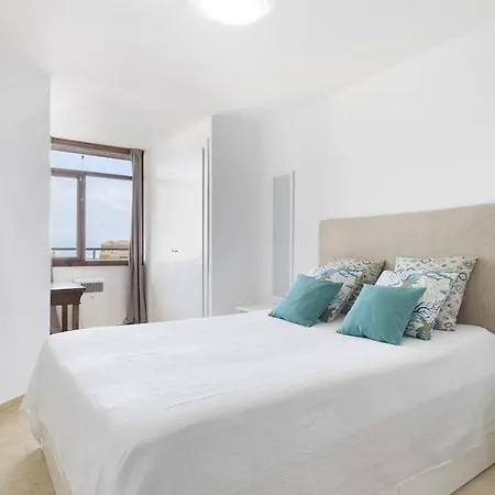 Prime Location With Seaviews * Torremolinos