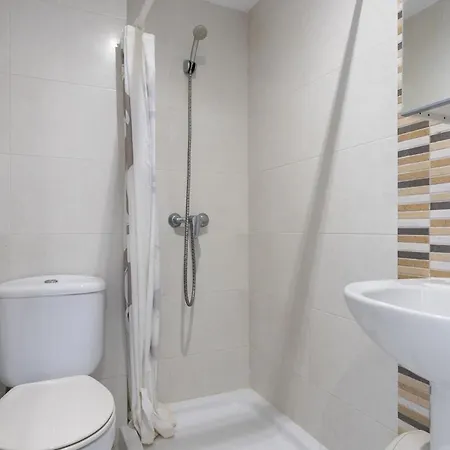Prime Location With Seaviews Torremolinos