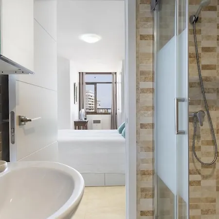 Appartement Prime Location With Seaviews