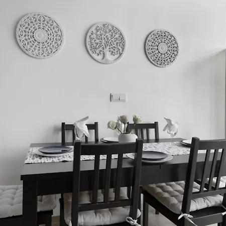 Prime Location With Seaviews Apartamento *