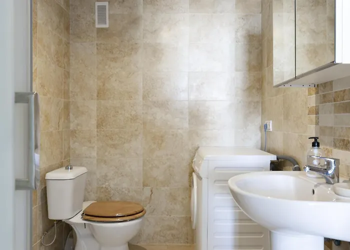 Prime Location With Seaviews In *