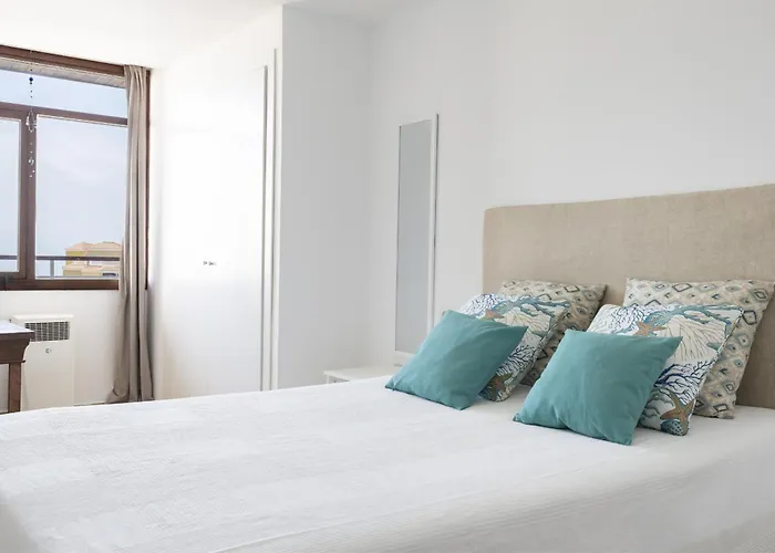 Prime Location With Seaviews In トレモリノス